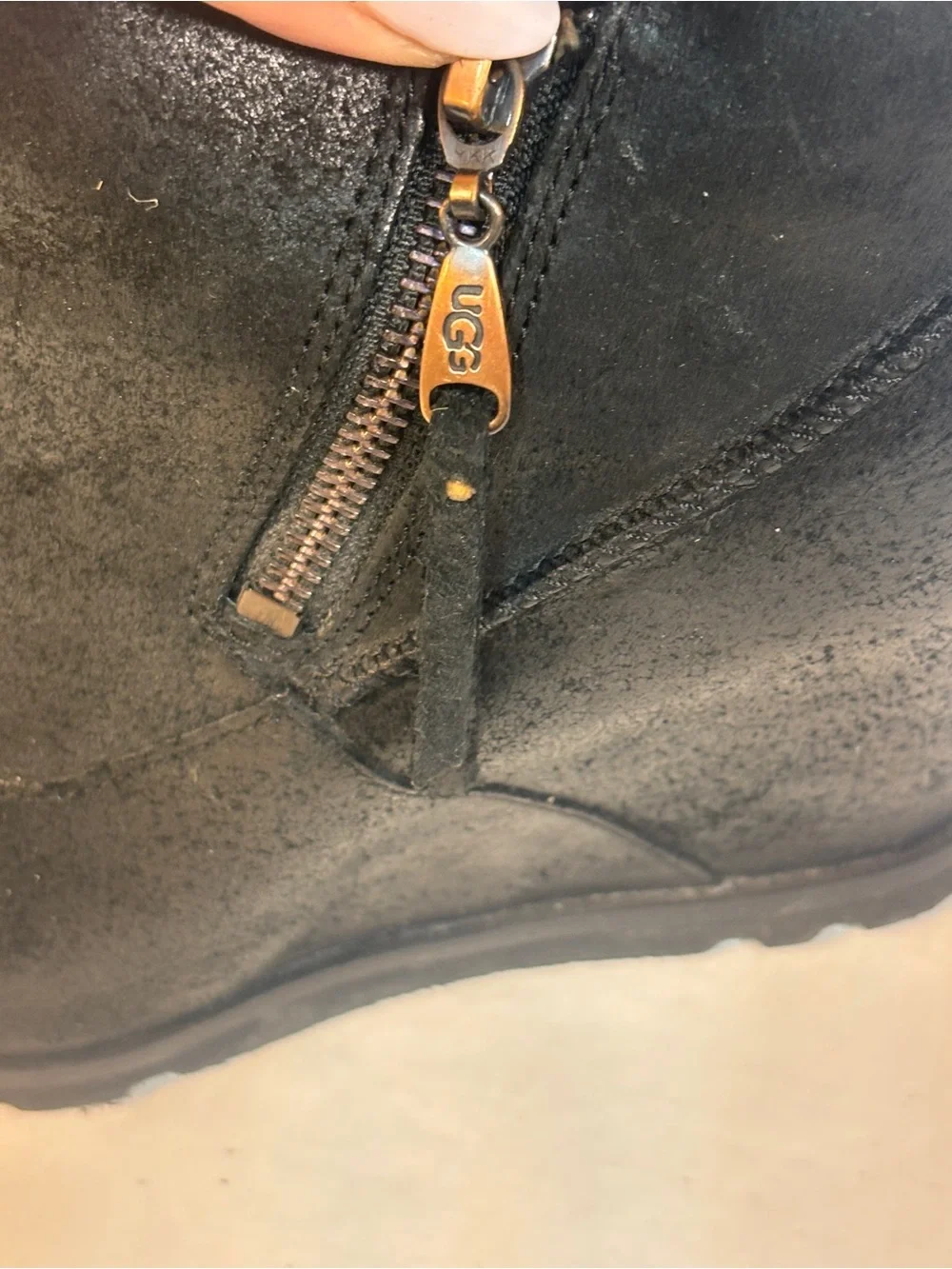 UGG Australia Myrna Black Leather Hidden Wedge Ankle Boots Zippers Sz 7.5
